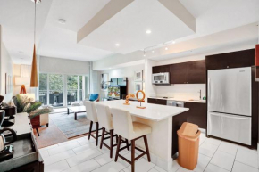 Villa Vista-2 Story w 3Bdrms & Golf View